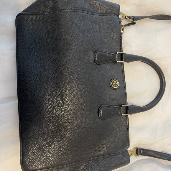 Tory Burch Pebble Black Purse - Picture 4 of 7